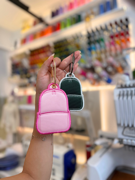 Backpack ITH bag tag key chain